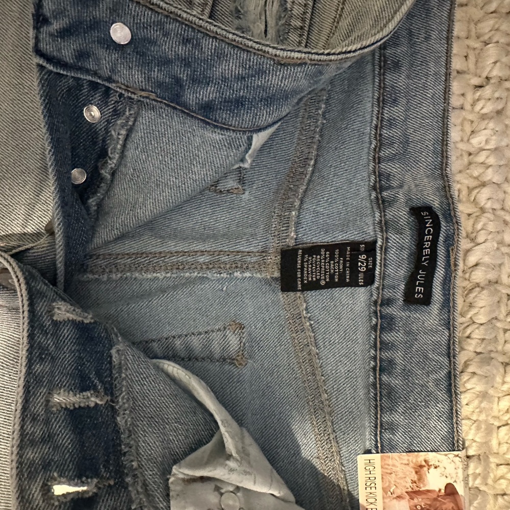 Jeans - Picture 4 of 4